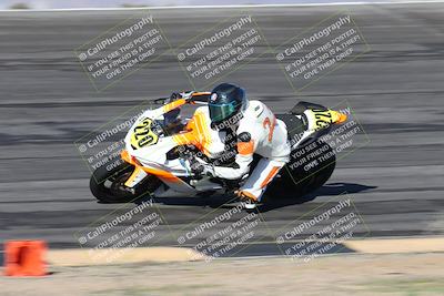 media/Jan-16-2026-CVMA Friday Practice (Fri) [[6f2bf47531]]/3-Racer 2/Session 2 Bowl Entry Pans/